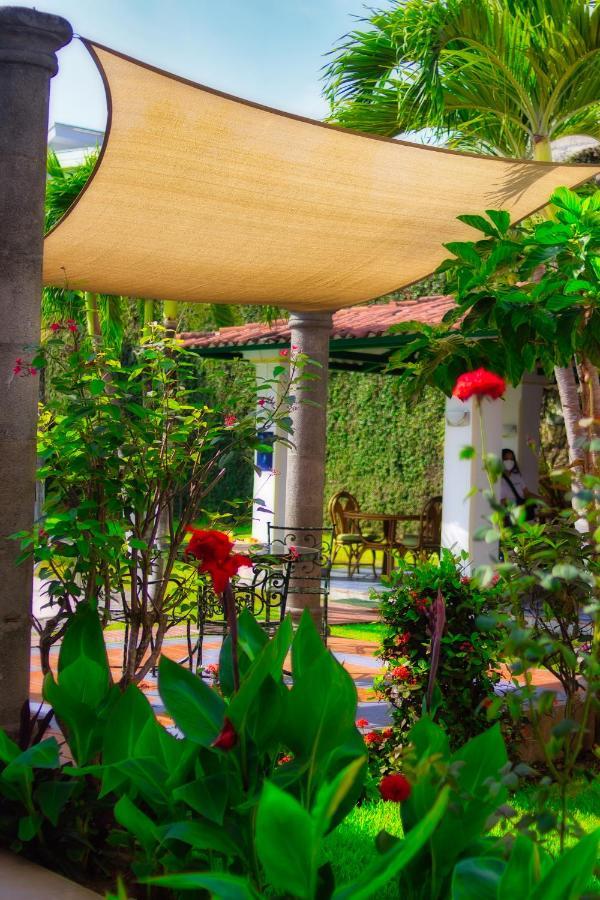 Hotel Santa Elena Antiguo Cuscatlan Bagian luar foto