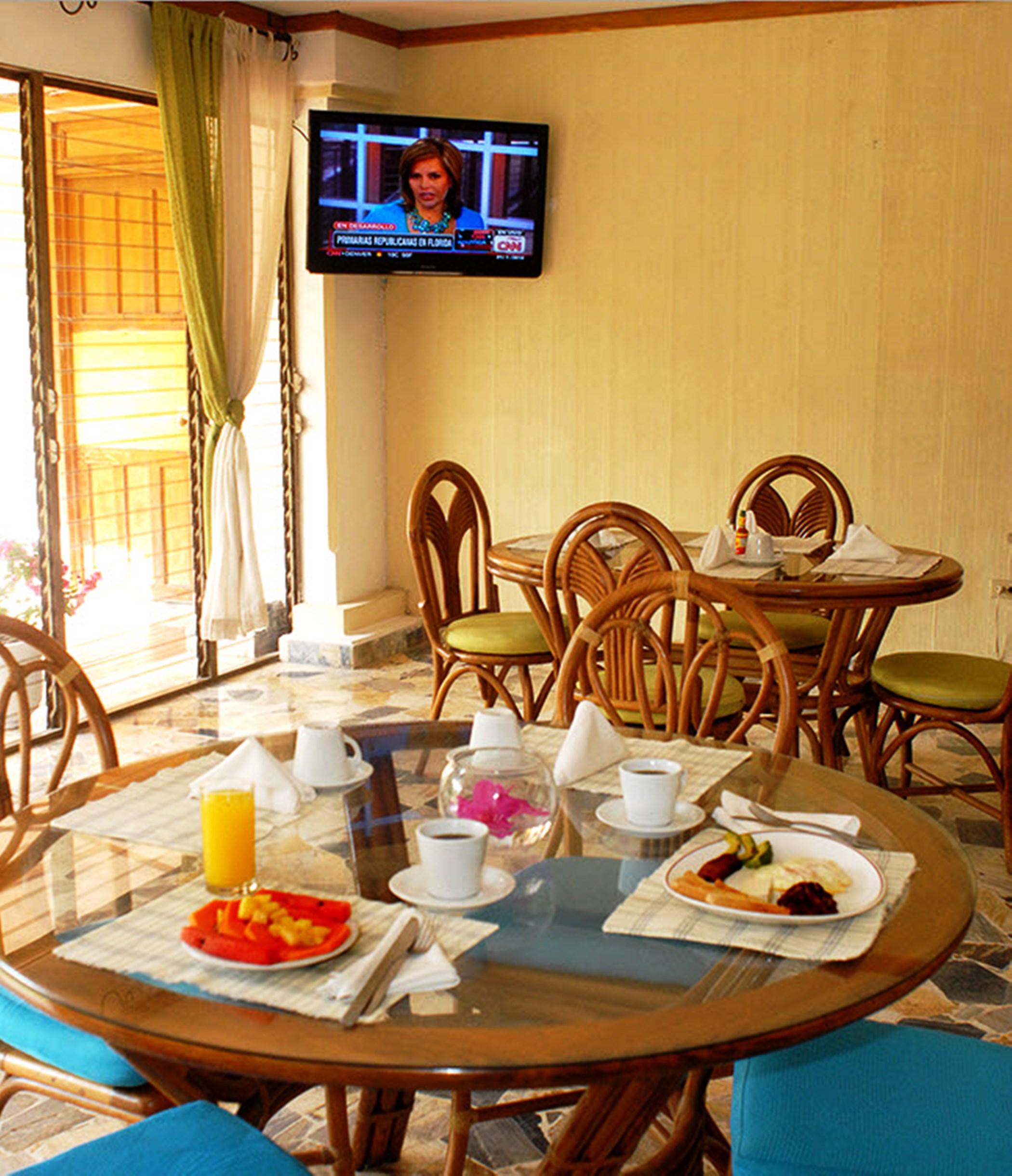 Hotel Santa Elena Antiguo Cuscatlan Bagian luar foto