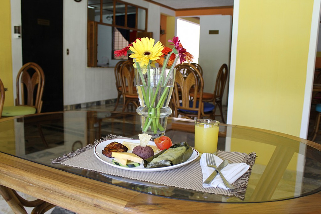 Hotel Santa Elena Antiguo Cuscatlan Bagian luar foto