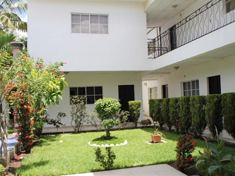 Hotel Santa Elena Antiguo Cuscatlan Bagian luar foto