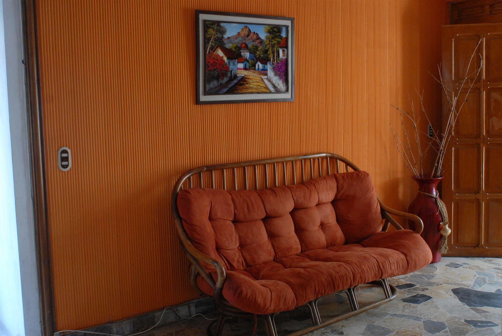 Hotel Santa Elena Antiguo Cuscatlan Bagian luar foto