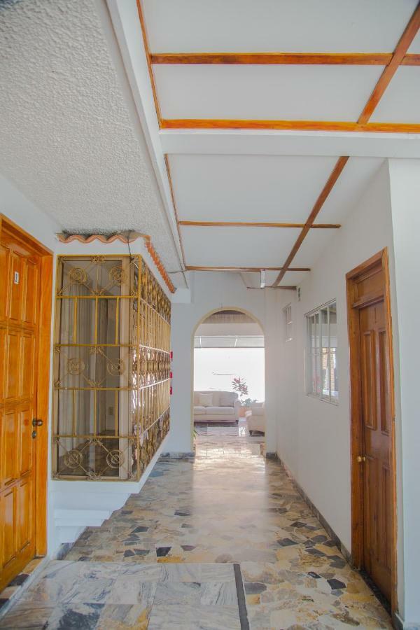 Hotel Santa Elena Antiguo Cuscatlan Bagian luar foto